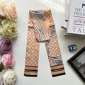 Luxuriöser orangefarbener Seidenschal Twilly mit Seilmustern und Leoparden-Details - Braun