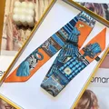Eleganter schmaler Seidenschal mit orange-blauen Samurai-Mustern in einer Geschenkbox - 5*90cm / Orange