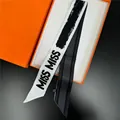 Foulard en soie artistique noir et blanc avec lettres et boîte cadeau orange de luxe - Noir & Blanc