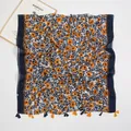 Écharpe en coton lin imprimé floral bleu marine et orange avec finitions à franges - 185-90cm / Bordure Bleu Marine