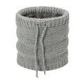 Dettaglio scaldacollo in maglia grigia con fodera in pile spesso e cordoncino regolabile - Stile a Trecce con Coulisse e Fodera in Pile (WB095) / Grigio chiaro