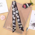 Sciarpa sottile nera con stampa floreale e ritratto per capelli o decorazione borsa - Nero