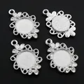 Set de 4 bases para colgantes DIY de aleación de plata con marcos florales calados - Plateado