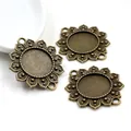 Three sunflower-shaped antique silver alloy pendant trays with double loops for DIY jewelry - Antique Bronze Dual Loop Sunflower Style (N1-26)