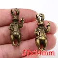 Zweiteiliges Set aus 37x14mm Bronze-Legierung Hasenanhänger für DIY-Schmuckherstellung - Antikbronze Anzug Hase (Q3-04)