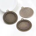 Base per ciondolo rotonda da 25mm in lega bronzo antico per creazione di gioielli fai-da-te - A4-04