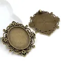 Base per pendente vintage in bronzo con vassoio ovale 30x40mm e motivo a stella - Motivo Cavo Stella Bronzo Antico (B2-11)
