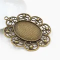 Antique bronze oval alloy pendant base with hollow floral edge for DIY jewelry - Antique Bronze Hollow Petal Oval Base (B1-04)