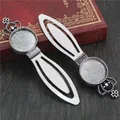 Dettaglio di segnalibri vintage in argento con corona e base cabochon da 20mm - Stile Corona Argento Antico (H1-14)
