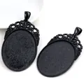 Base per ciondolo ovale nero opaco in lega con filigrana vintage per gioielli DIY - Intaglio Cavo Vintage Nero (B3-58)