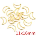 Dettaglio di ciondoli a mezzaluna vuoti in metallo dorato, misura 11x16mm - Forma di Luna - Oro (11x16mm) / Confezione da 20