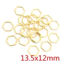 Vista macro di ciondoli esagonali dorati per la creazione di gioielli, 13,5x12mm - Forma di Esagono - Oro (13.5x12mm) / Confezione da 20