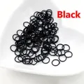 Dettaglio di anellini aperti neri per gioielli fai-da-te in una ciotola a forma di cuore - 0.5x3mm (200 Pezzi/Confezione) / Nero