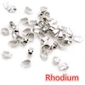 Primer plano de cierres chapados en rodio para colgantes y accesorios de joyería DIY - 9x6x4mm (50 Piezas/Paquete) / Blanco K/Plata