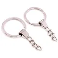 Portachiavi piatto argento 30mm con catena in lega spessa su sfondo bianco - Bianco K/Argento