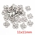 Ciondolo a fiore in acciaio inossidabile argento per gioielli DIY 11x11mm - Stile Quadrifoglio (P5-35)