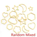 Set misto di 20 ciondoli in acciaio inossidabile dorato a forma di luna stella e cuore per gioielli - Misto Casuale - Oro / Confezione da 20
