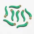 Grüne Chili-Anhänger aus vergoldetem Edelstahl für die DIY-Schmuckherstellung - 15x4MM / Dunkelgrün