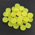 Cabochon rotondi da 10 mm in resina giallo neon con trama di cristallo druzy scintillante - S / Giallo Neon