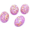 Set mit vier lila ovalen Harz-Cabochons mit Goldfolie und irisierendem Glitzereffekt - Violetter Goldfolien-Stil (V6-20)