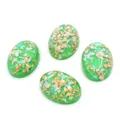 Grüner 18x25mm ovaler Kunstharz-Cabochon mit Goldfolienflocken und Polarlicht-Effekt - Smaragdgrüner Goldfolien-Stil (V6-21)