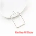 Dettaglio del ciondolo rettangolare rodio 21x30mm per la creazione di gioielli fai-da-te - Rettangolare
