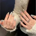 Faux ongles verts de luxe avec strass 3D et forme de cercueil argenté brillant - Très Petit (XS) / 1728 Cercueil Court