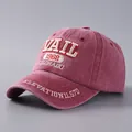 Casquette baseball rouge délavé en coton avec broderie VAIL Colorado en relief - Réglable / Bordeaux