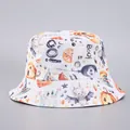 Detalle de un sombrero de pescador blanco para Halloween con estampados de calabaza y fantasma - Talla Única (Reversible) / Blanco Con Estampado Integral De Calabaza Y Fantasma