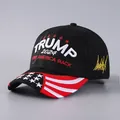 Berretto da baseball nero con ricamo 3D Trump 2024 e dettagli bandiera USA sulla visiera - Nero Lettere 3D