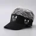 Visiera divertente con parrucca grigia e ricamo di gatto per stile moda hip-hop - Ricamo Cucciolo / Parrucca Grigia