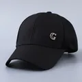 Berretto da baseball nero da donna con rete traspirante e decorazione a lettera G - Regolabile / Nero