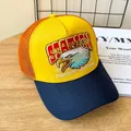 Dettaglio del retro in rete traspirante e ricamo vintage dell'aquila sul cappellino - Regolabile / Giallo Tesa Blu Notte (Aquila)