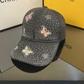 Elegante schwarze Baseballkappe mit Strass-Schmetterlingen und schimmernden Kristallen - Verstellbar / 3D Schmetterling - Schwarz