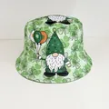 Λεπτομέρεια καπέλου St. Patrick's Day με κέντημα νάνου και σχέδιο με τριφύλλια - Νάνος Τριφύλλι Πράσινο (2#)
