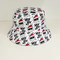 Cappello da pescatore natalizio con stampa Babbo Natale e testo HO! HO! HO! su tessuto bianco - Babbo Natale HoHoHo Bianco (9#)
