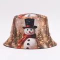 Weihnachtlicher Fischerhut mit goldenem Schneemann- und Tannenbaum-Digitaldruck - M (56-58cm) / Khaki Schneemann