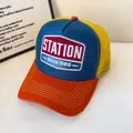 Cappellino trucker vintage color block blu, giallo e arancione con ricamo - Regolabile / Blu Tesa Arancione (Dal 1865)