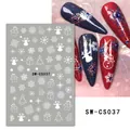 Adesivi per unghie natalizi dettagliati con fiocchi di neve bianchi e motivi di renne - Stile Omino di Pan di Zenzero Renna Fiocco di Neve Rilievo Bianco (SW-CS037)