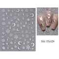 Détail de stickers à ongles argentés avec flocons de neige et effet gaufré en 3D - Flocon de Neige Étoile (SW-TN029)