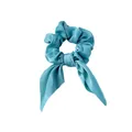 Chouchou en satin bleu avec nœud et rubans en soie au style minimaliste chic - Bleu lac