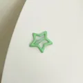 Pinza para el pelo infantil con forma de estrella verde menta y acabado brillante - Verde