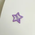 Pinza para el pelo estrella morada con acabado brillante para niñas y jóvenes - Púrpura