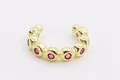 Ear cuff in argento S925 placcato oro con scintillanti zirconi cubici magenta tondi - Oro Zirconia Rosa