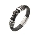 Dettaglio del bracciale in pelle intrecciata nera con croce d'argento vintage e chiusura - Circonferenza 19 cm / Nero