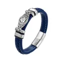 Dettaglio del bracciale in pelle blu intrecciata con simbolo Valknut e chiusura magnetica - Lunghezza 21.5CM / Blu