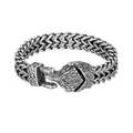 Dettaglio della chiusura a testa di lupo vichingo su bracciale in acciaio inox - 19cm / Stile Aquila