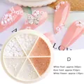 Kit décoration ongle fleurs blanches et billes or rose sur faux ongles roses - Style D / Blanc Et Or Rose