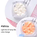 UV-lichtempfindliche Herz-Nagelanhänger, die von Weiß zu Pfirsichrosa wechseln - Weiß