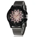 Orologio al quarzo di moda con quadrante floreale nero e cinturino in maglia grigio scuro - Nero